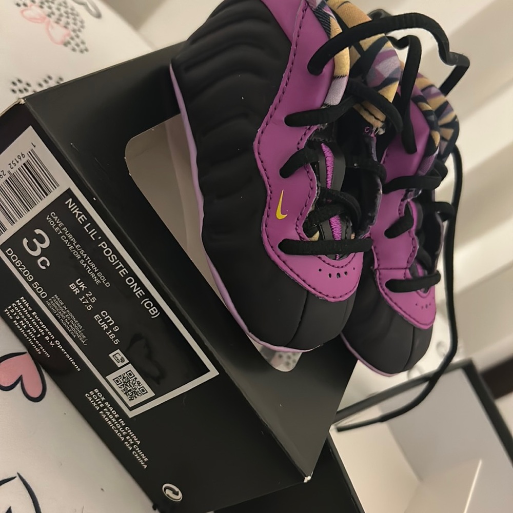 Nike foamposite infant